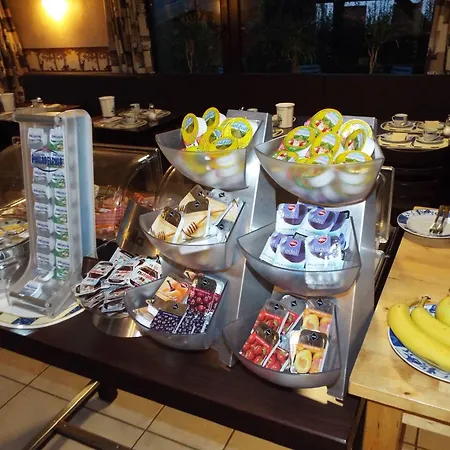 Yak Und Yeti 게스트하우스 Aegidienberg